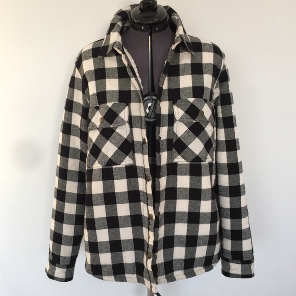 FOREVER 21 fleece lined flannel - Picture 2 of 7